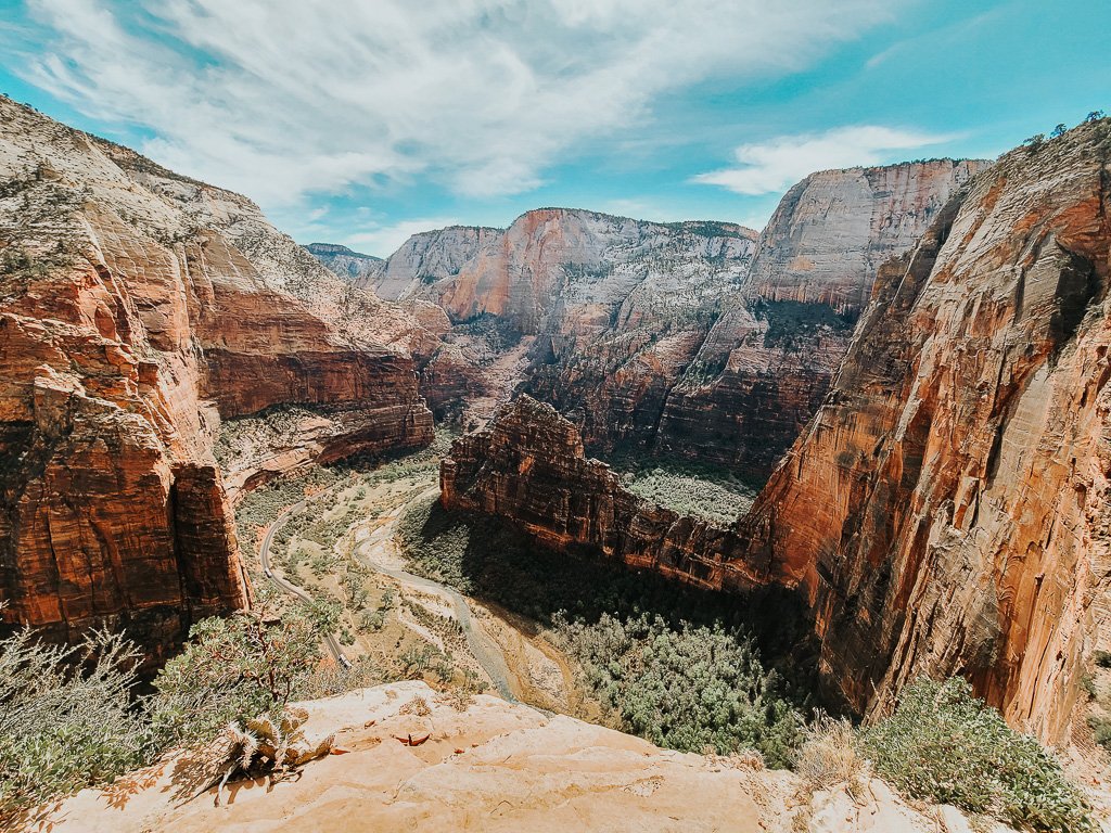 Scout Lookout Angel's Landing Hike