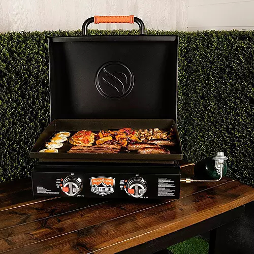 BlackStone 22” On The Go Griddle with Hood  | Father's day gift ideas guide 2024