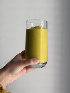 5 Ingredient Tropical Green Smoothie Recipe (with no greens!)